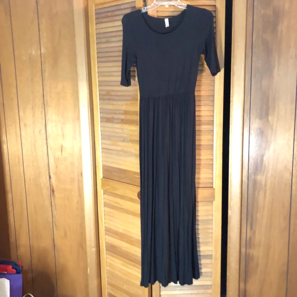 82 Days long black dress